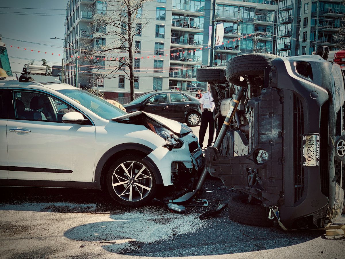 Accidente de tráfico en Ávila: cuándo te conviene un perito propio